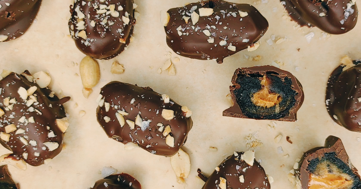 Chocolate Covered Dates (With Peanut Butter)